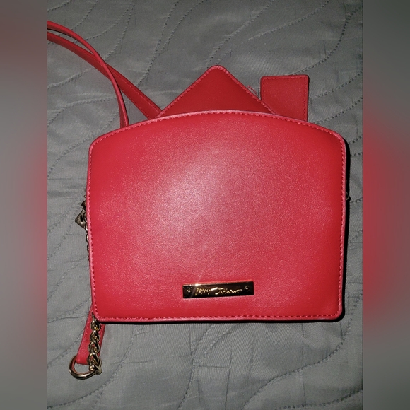 Betsey Johnson Holiday Purse - Picture 2 of 4